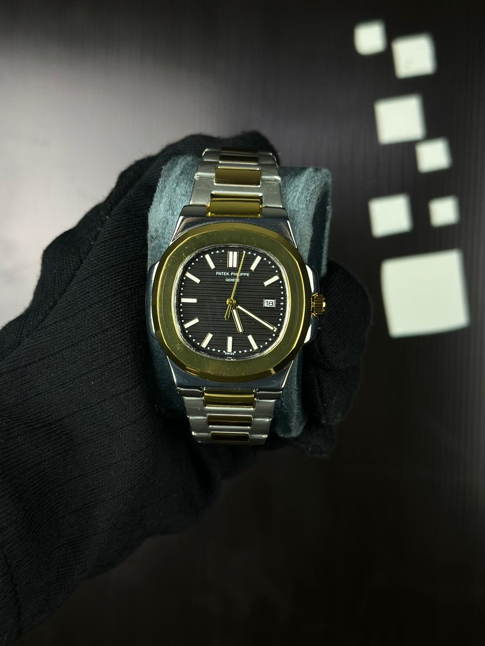 Patek Philippe Nautilus Two-Tone (Gold Bezel – Replica)