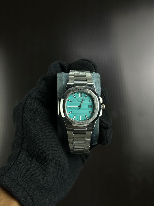 Patek Philippe Nautilus – Tiffany Blue Dial (Replica)
