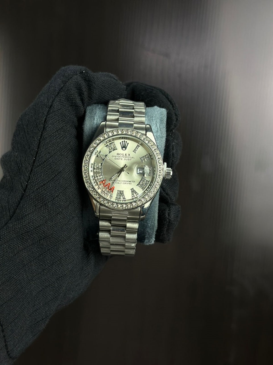 Rolex Oyster Perpetual Datejust – Silver Dial with Diamond Bezel (Replica)
